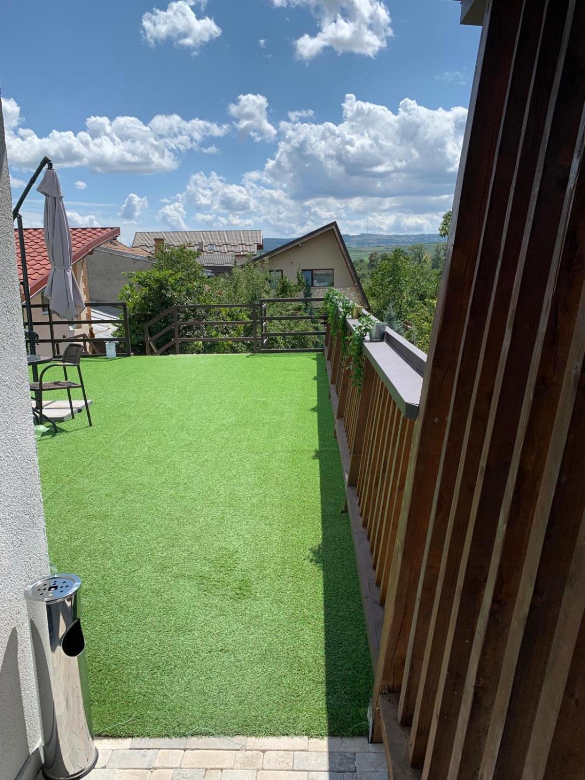 Luxus Cluj Airport Apartments Kültér fotó